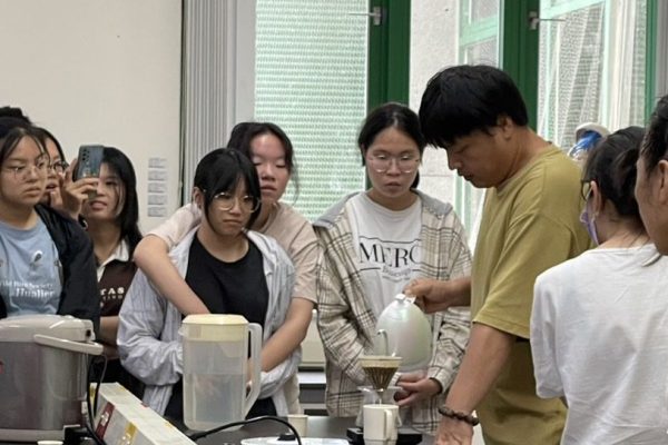 驗證中心咖啡與永續生活體驗日-學員手工體驗活動