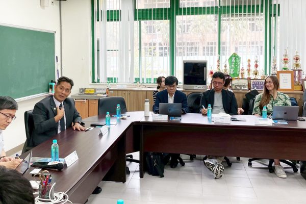 本校徐輝明校長致歡迎詞