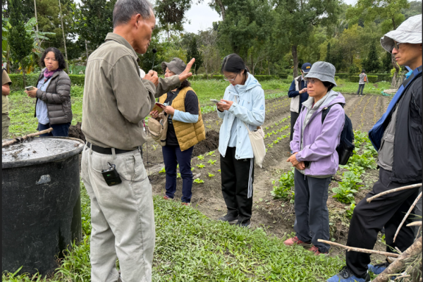 驗證中心農場體驗葉先生導覽現場